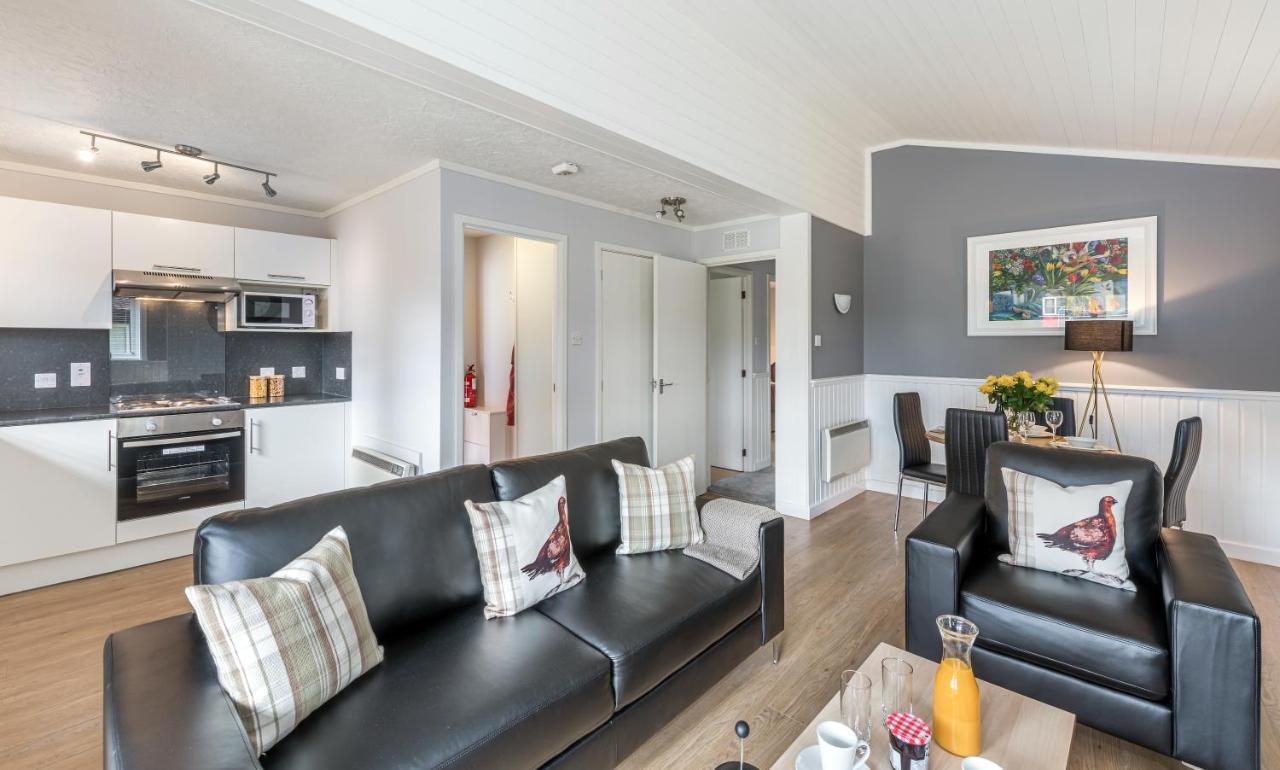 High Range Self-Catering Chalets Aviemore Bagian luar foto